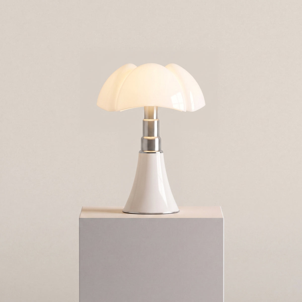 Lámpara de mesa Mrbird